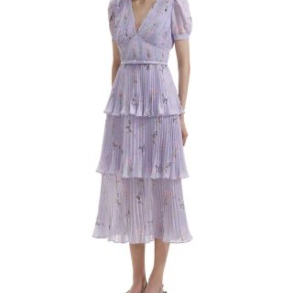 Self-Portrait Dresses & Skirts - NWT Self-Portrait Lilac Floral Tiered Dress Size UK 14/US 10